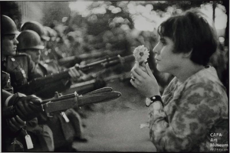枪炮与鲜花-马克·吕布 1967