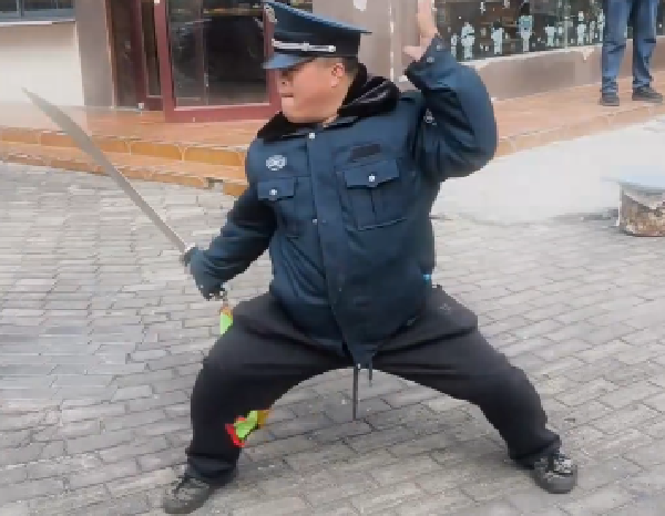 唐侠